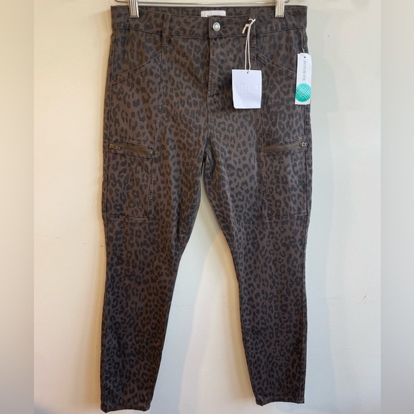 NWT Pistola|| Hannah Leopard Print Cargo Skinny Jeans Size 29 Brown Zip Pockets - Picture 1 of 8